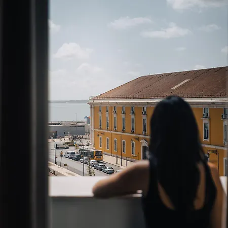 Hotel Almalusa Alfama 4*