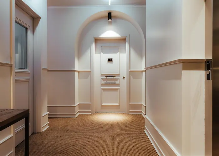 Hotel Almalusa Alfama 4*