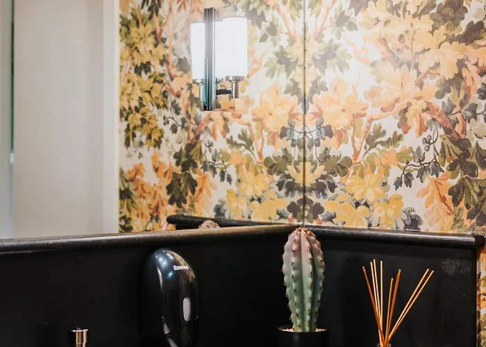 Hotel Almalusa Alfama 4*