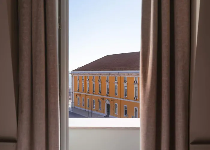 Hotel Almalusa Alfama 4*