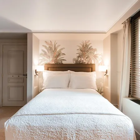 Almalusa Alfama Hotel 4*